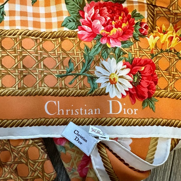 FREE Dior silk scarf with $600 bundle or buy it runway item used 2xs on hat - Picture 3 of 6